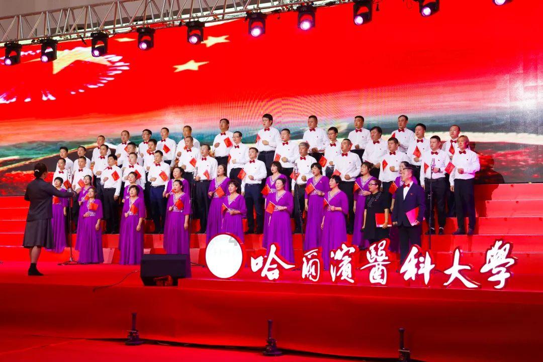 我跟女生打架打输了，我还哭了，怎么办啊？游戏画面
